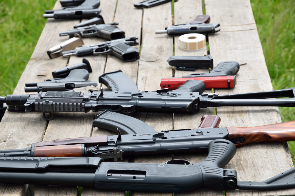 guns